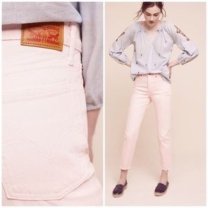 Levi’s wedgie fit (Anthropologie) size 26